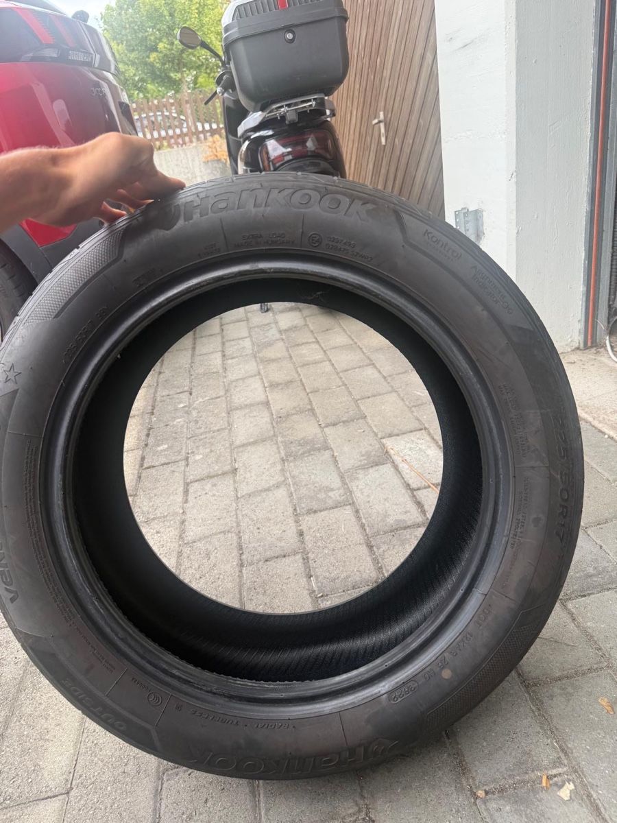Pneus & Roues: Sommer Pneu Hankook 225 50 17 – D'occasion à Dättwil AG par Enzoguzzo 3