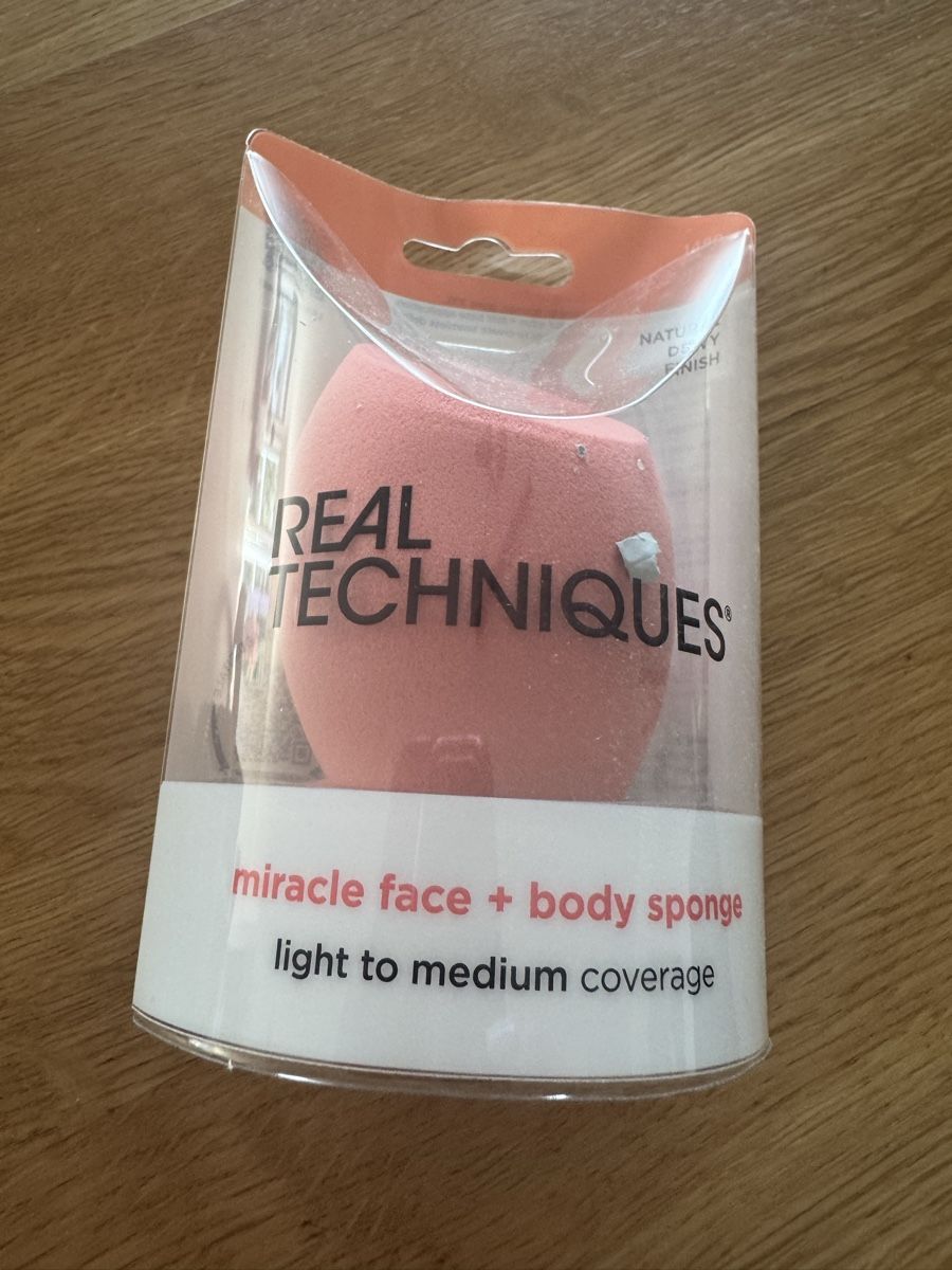 Make-up: Real Techniques Miracle Face+Body Sponge Gesichtsschwamm – Nuovo e nell'imballaggio originale da Winkel venduto da Schorley
