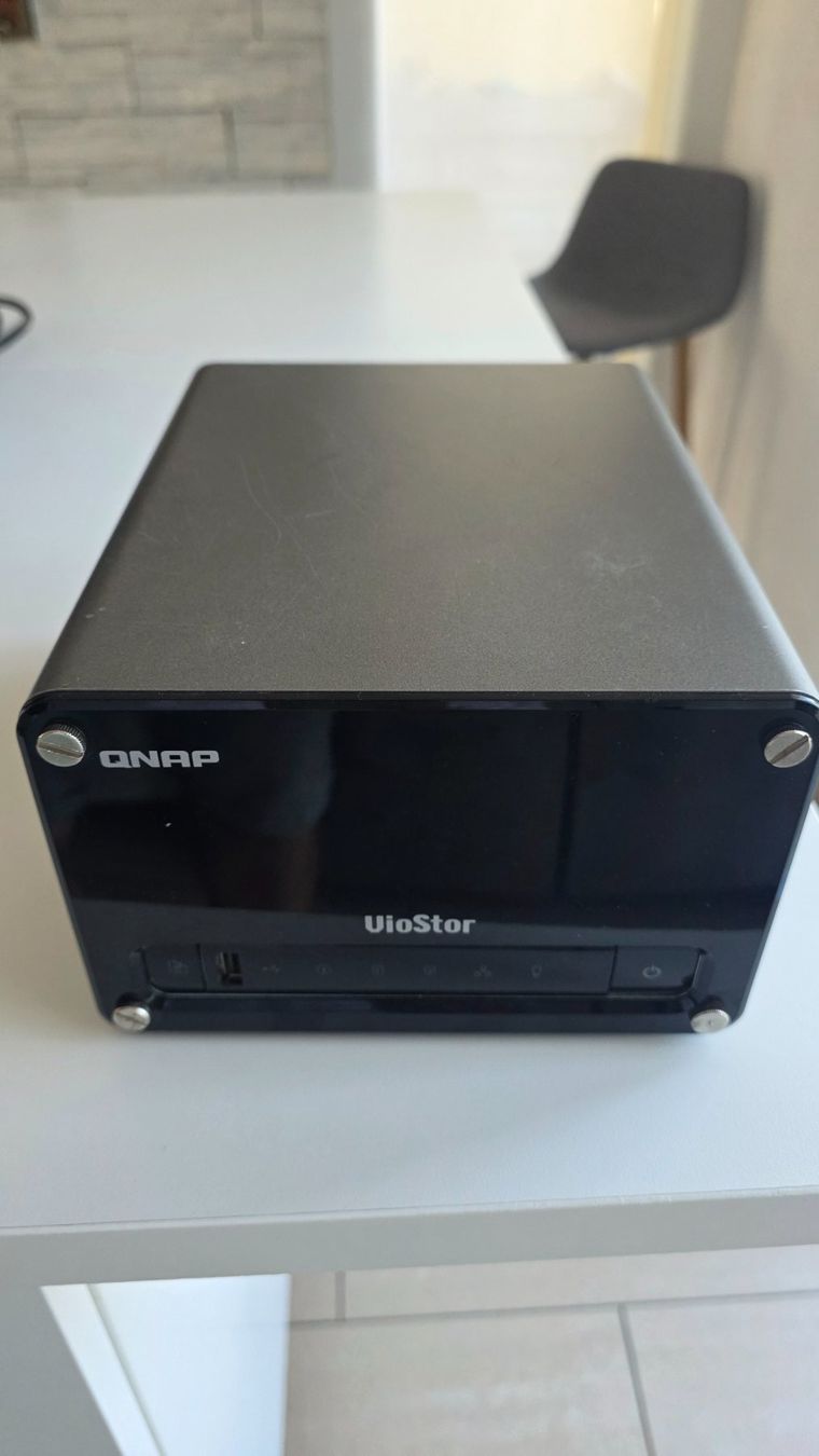 Qnap Server: QNAP Video Recorder - VioStor 201 – Usato da Cheyres venduto da chechelo