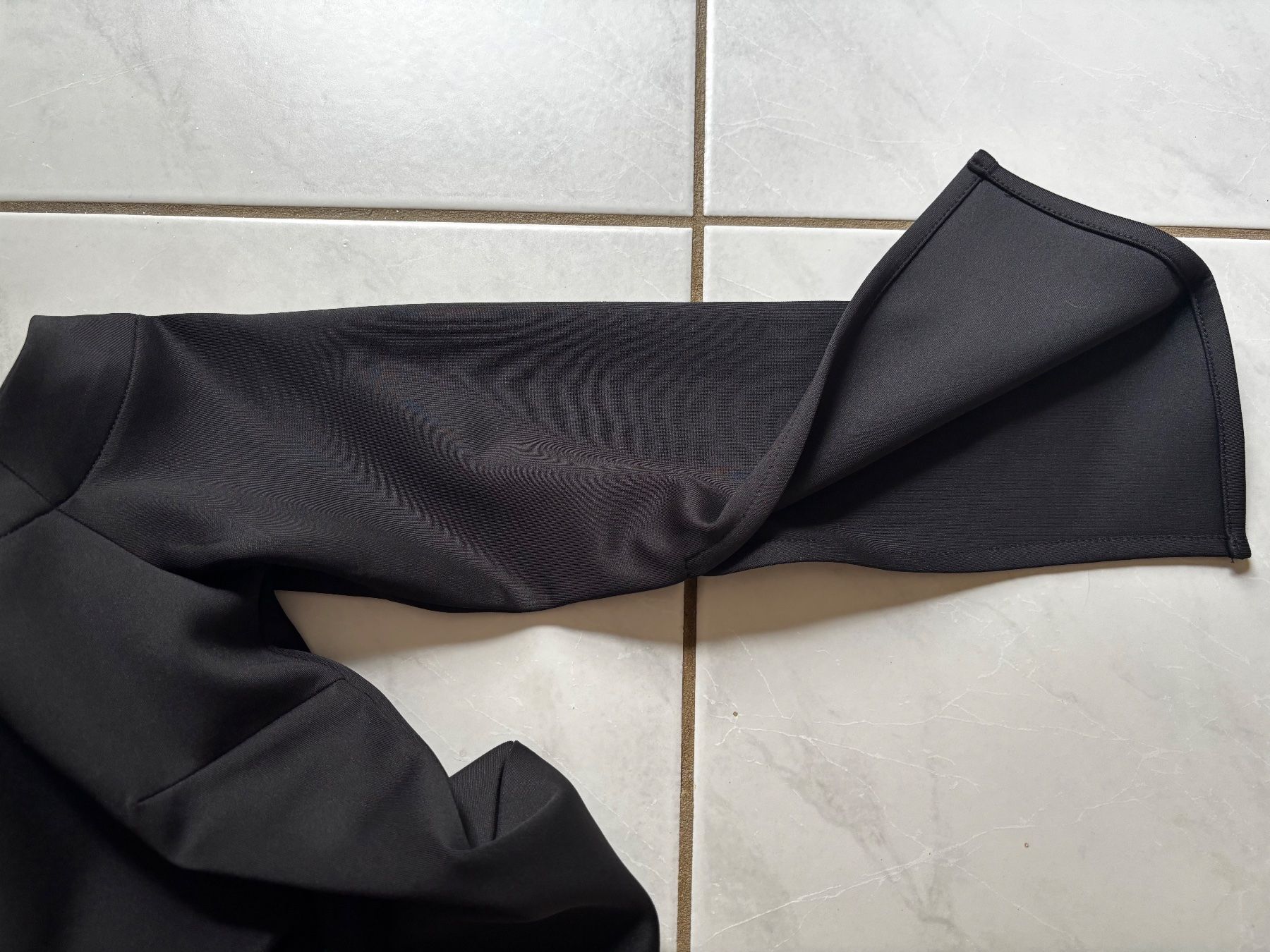 Top: Goldenpoint black top New Size L – Nuovo e nell'imballaggio originale da Füllinsdorf venduto da MaiiaM 2