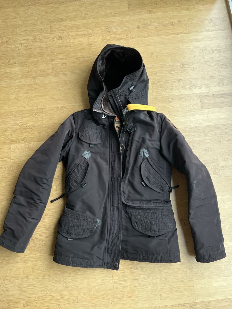 Parajumpers Giacche: Winterjacke Parajumpers – Usato da Zürich venduto da Valentina_Patricia