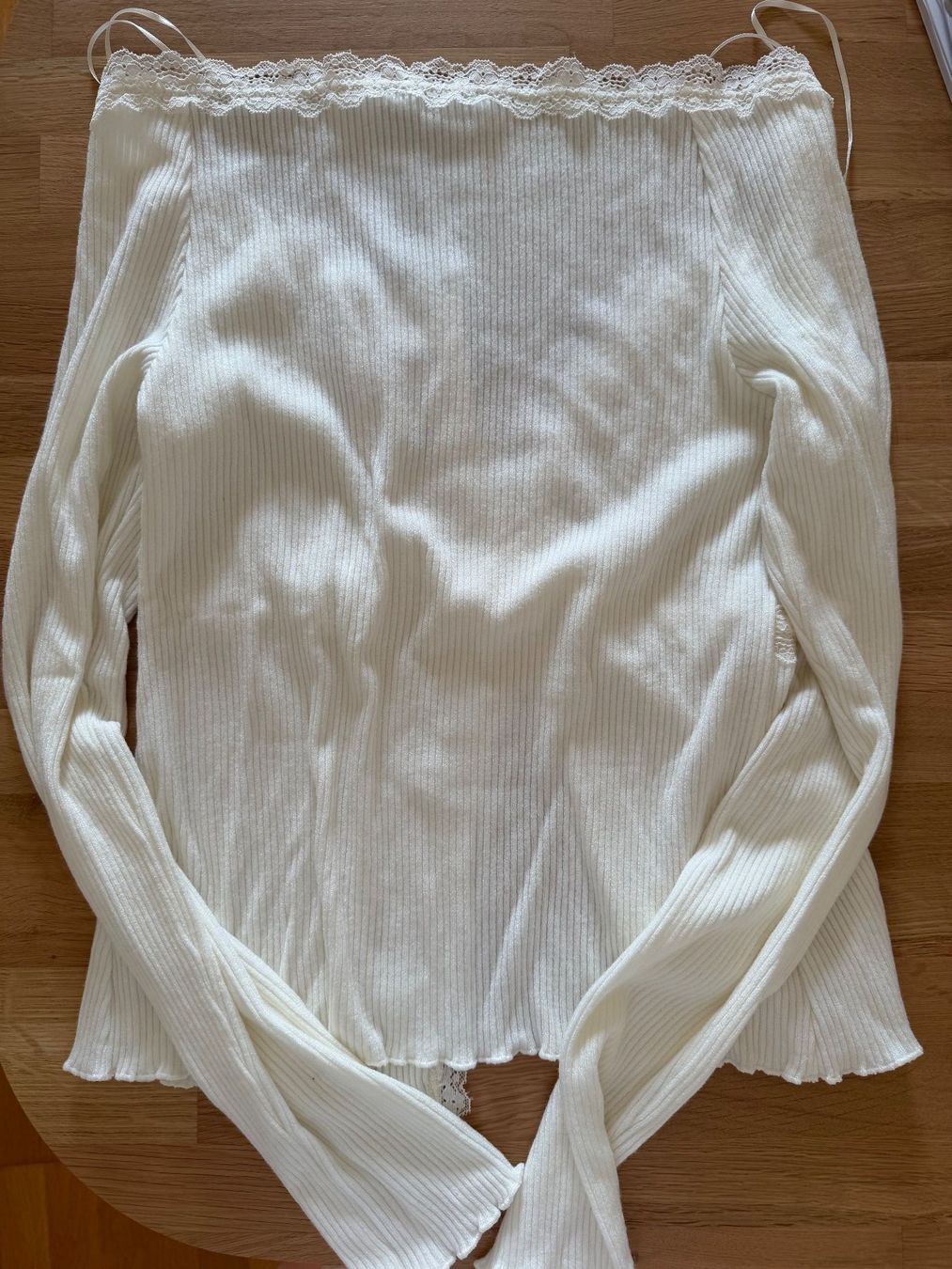 Blusen: BERSHKA Bluse – Neu und originalverpackt aus Zürich von mag_25p7 2