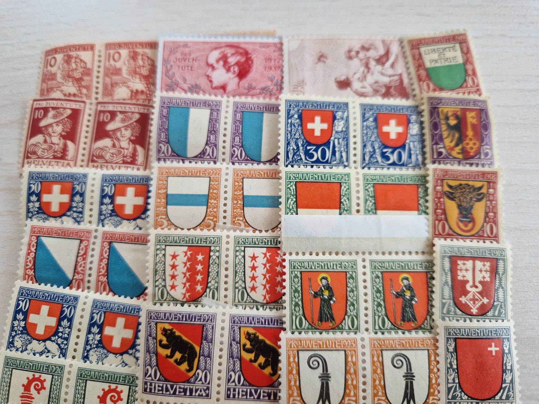 Tutti i francobolli: PJ Lot, ab 1.- – Usato da Burgdorf venduto da Glossy01 1
