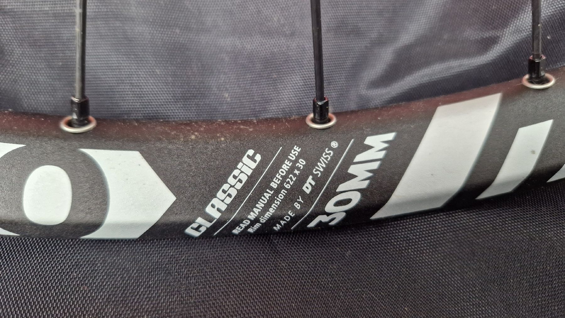 Pièces détachées: dt swiss fr1950 29" – Neuf (Voir description) à Vuadens par najos17 3