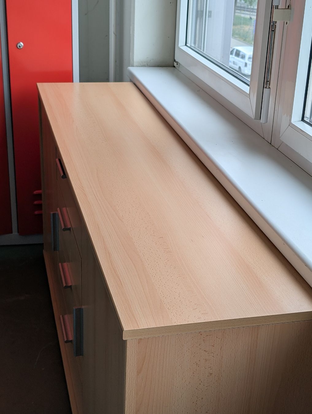 Cassettiere: Sideboard Buche-Dekor mit 4 Schubladen – Usato da Pratteln venduto da Cartonsducoeur_bl 1