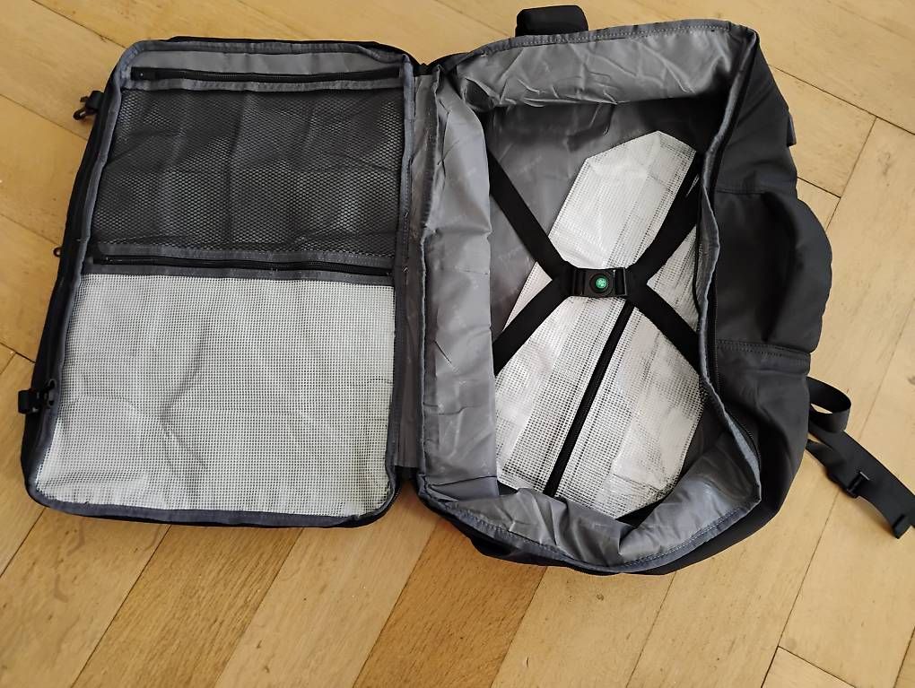 Zaini: Reiserucksack Handgepäck 55x35x25 – Usato da Basel venduto da Eowey 1