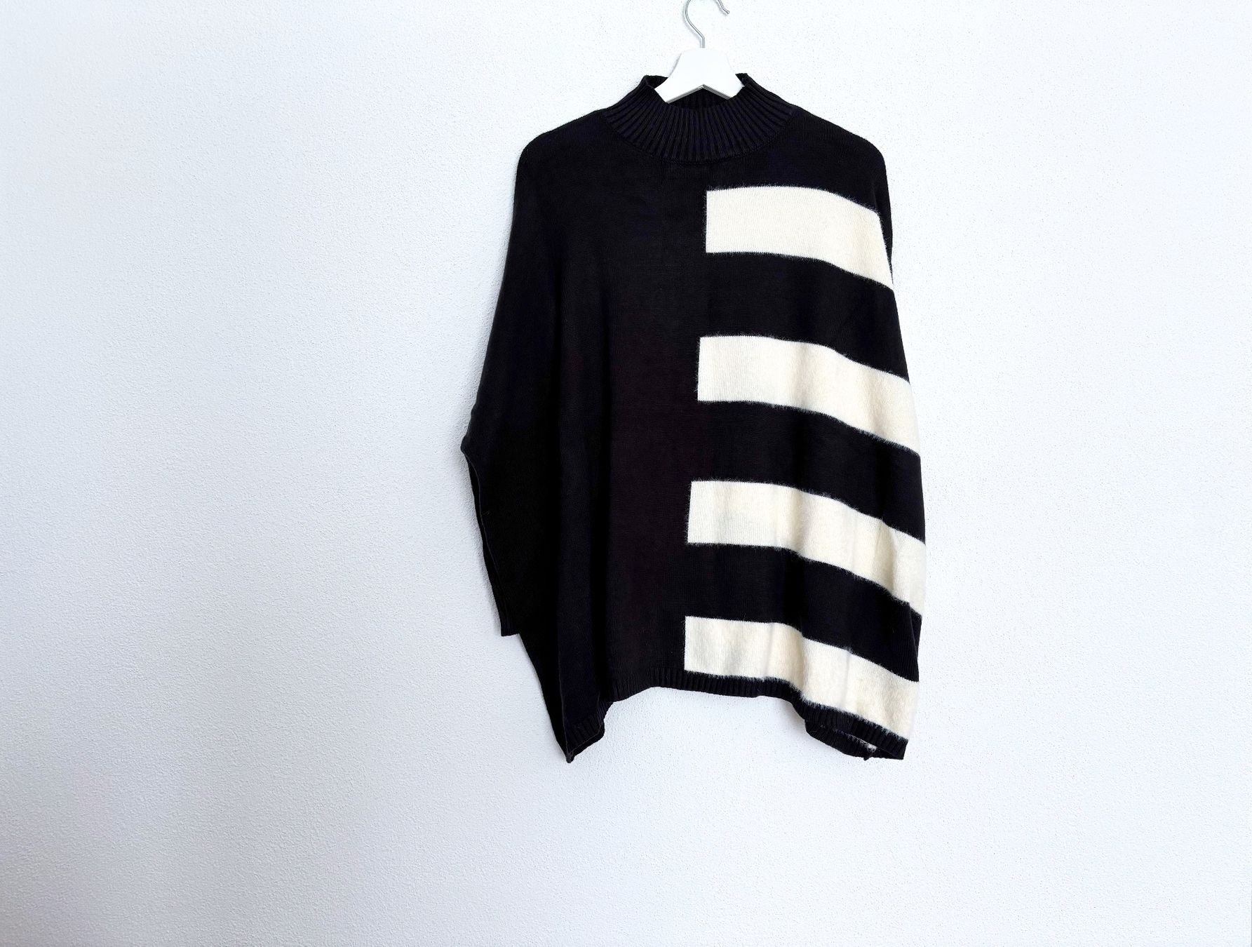 Maglioni & Felpe: NEU Pullover Pulli Strick Poncho Strickjacke Gr. S – Nuovo (secondo la descrizione) da Holzhäusern ZG venduto da paula_w 1