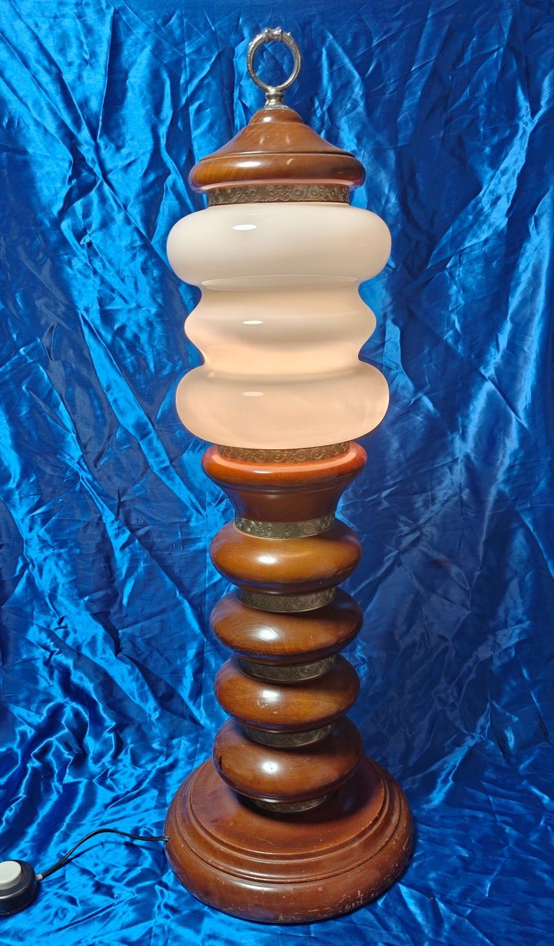 Lampen: Grosse Vintage Lampe – Gebraucht aus Gutenswil von Vulcano21