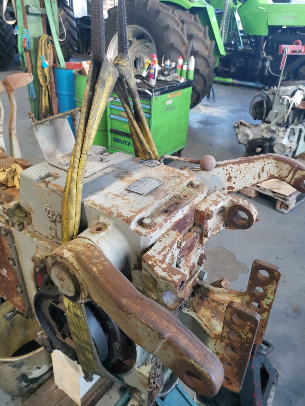 Deutz Accessori per altri veicoli: ZF Hydraulikblock zu Deutz 8006 – Usato da Buttwil venduto da obelix-idefix 3