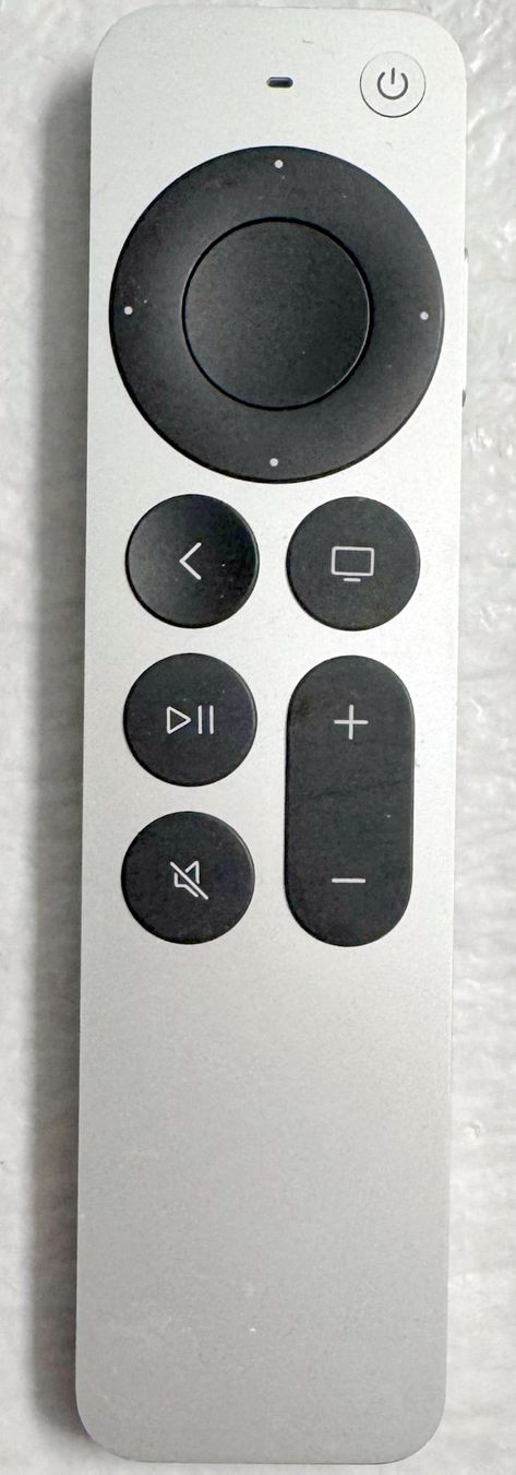 Samsung Fernbedienungen: Apple Siri Remote Control mit USB-C – Gebraucht aus Winterthur von Sawomiju