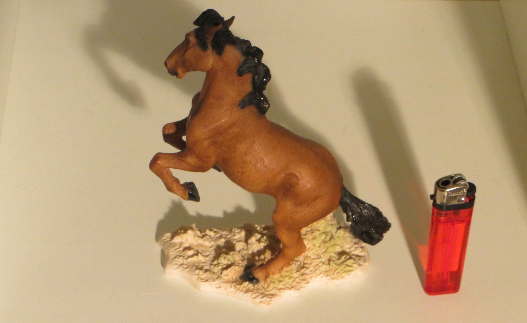 Statuette: Dekoratives Pferd mit Marke – Nuovo (secondo la descrizione) da Allschwil venduto da Boutique_16b 2