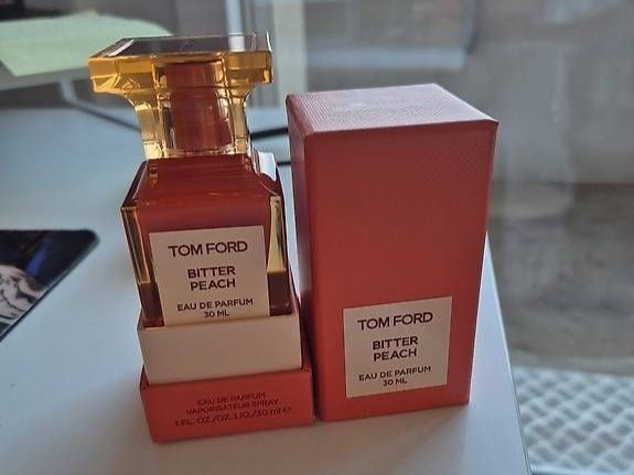 Tom Ford Profumi & Eau de Toilette: Parfum Tom Ford Bitter Peach – Nuovo (secondo la descrizione) da Uster venduto da panda_leptir