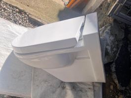 Wand WC Spülrandlos mit Sitz, weiss, gebraucht ab Fr. 1.--
