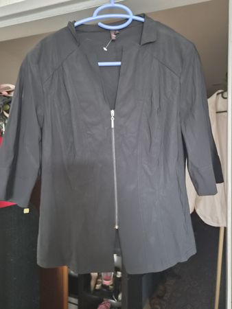 Krines schöne Blusenjacke Gr. 40