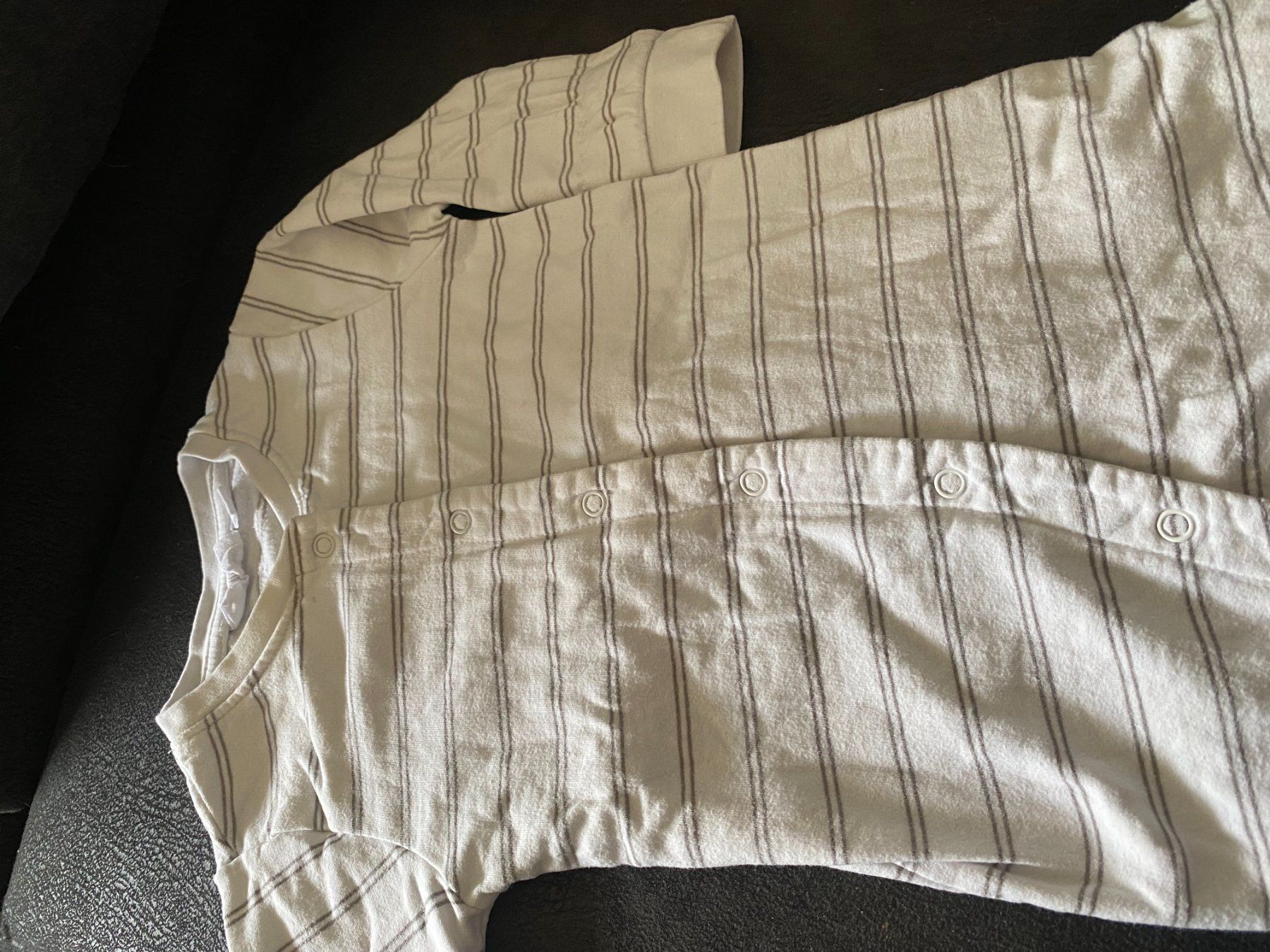 Lupilu Pyjamas & Ähnliches: Lupilu Strampler Grösse 86   gestreift – Gebraucht aus Allenwinden von Obalu
