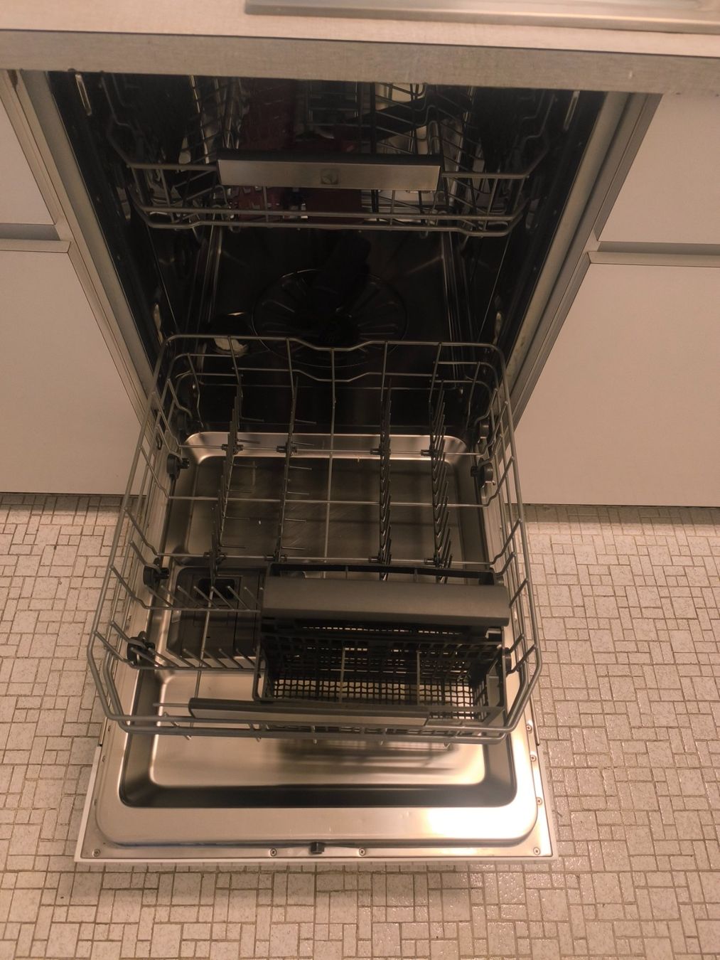 Lavastoviglie: Electrolux-Geschirrspülmaschine – Usato da Sarnen venduto da bely01 5
