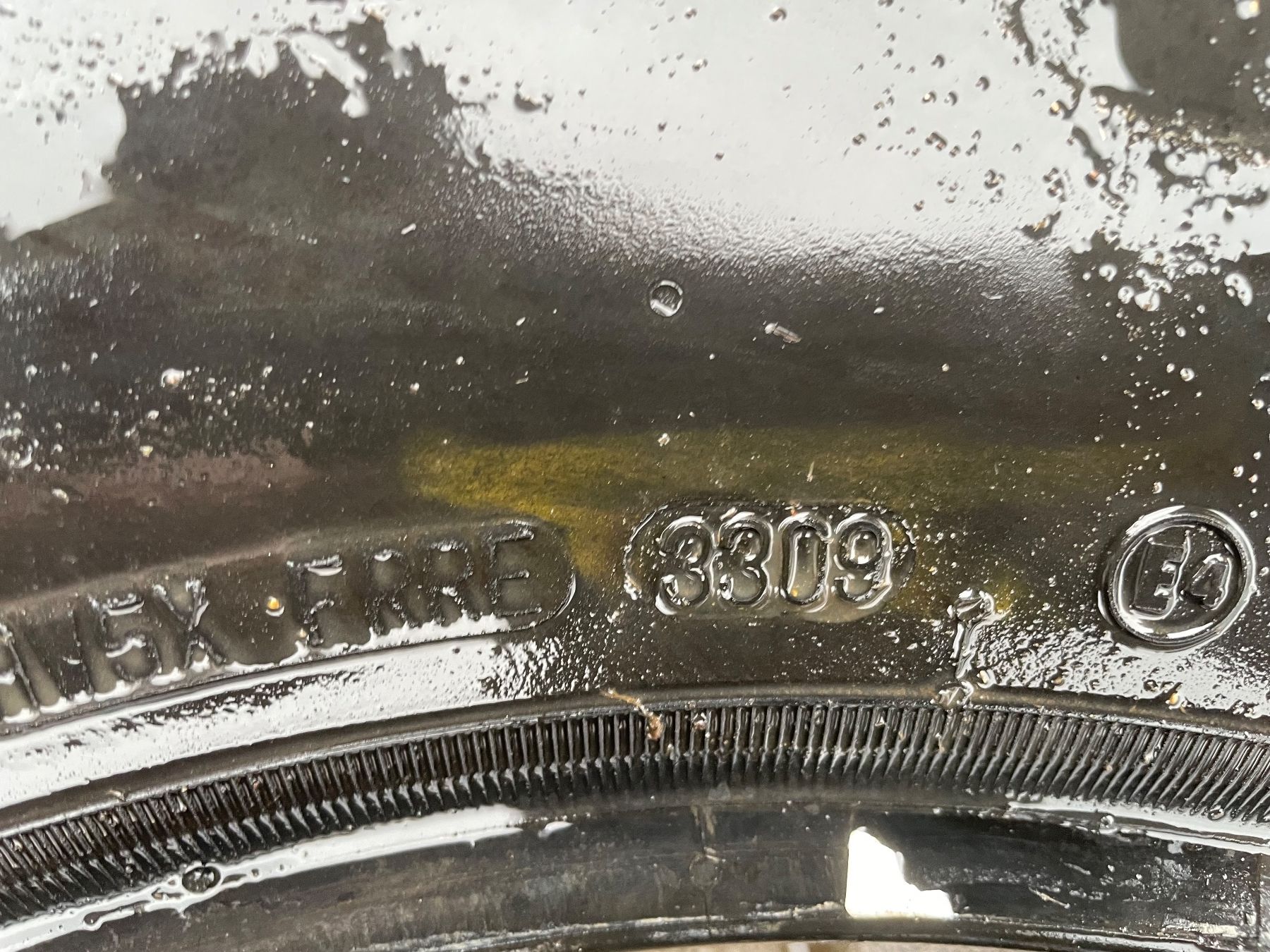 Pneumatici & Ruote complete: Drei Pneu 235/85R16 – Difettoso da Bäretswil venduto da 880alfred 2