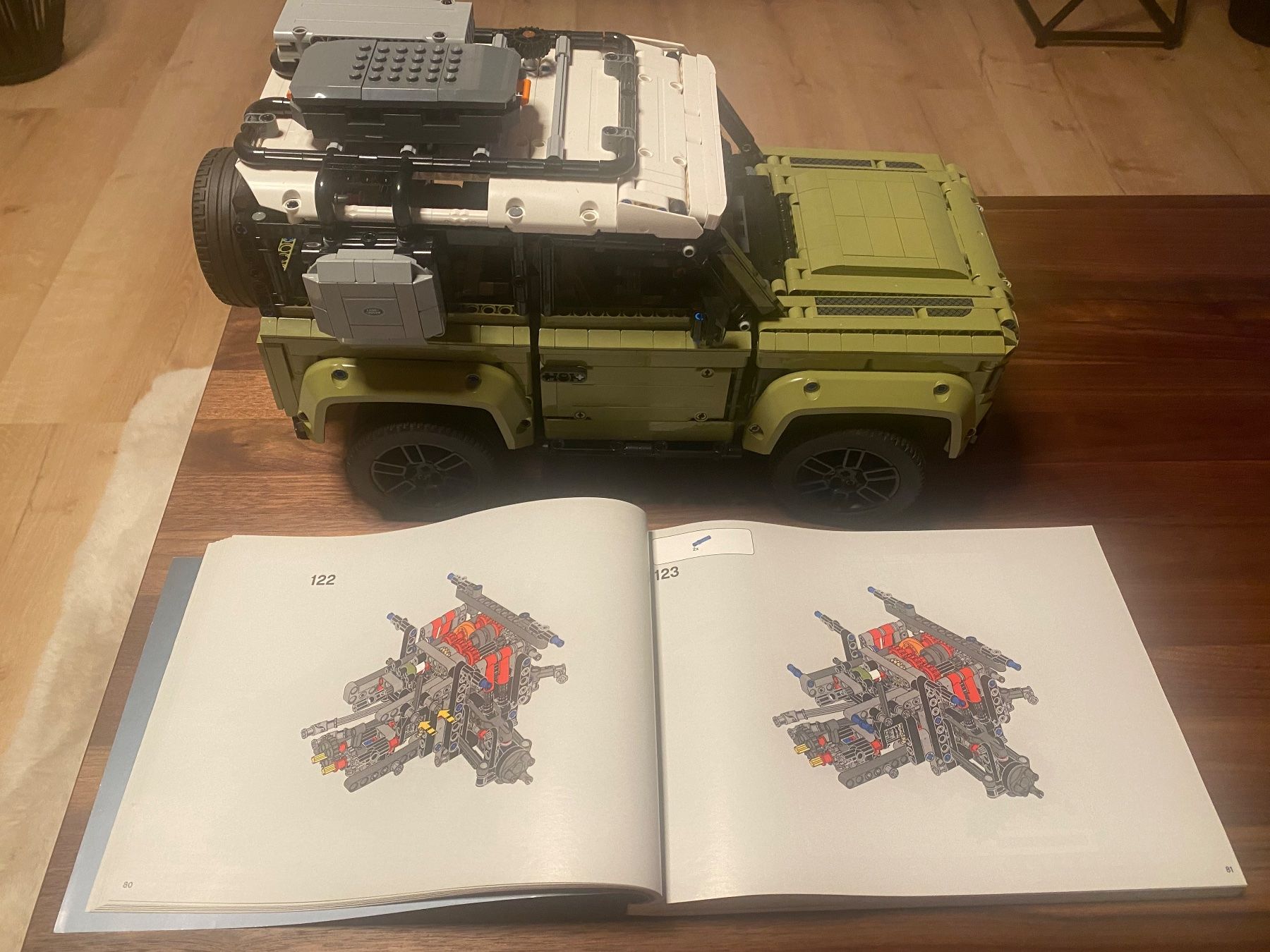 Lego Baukästen: Lego Technic - Land Rover Defender, 42110 – Gebraucht aus Brittnau von  1