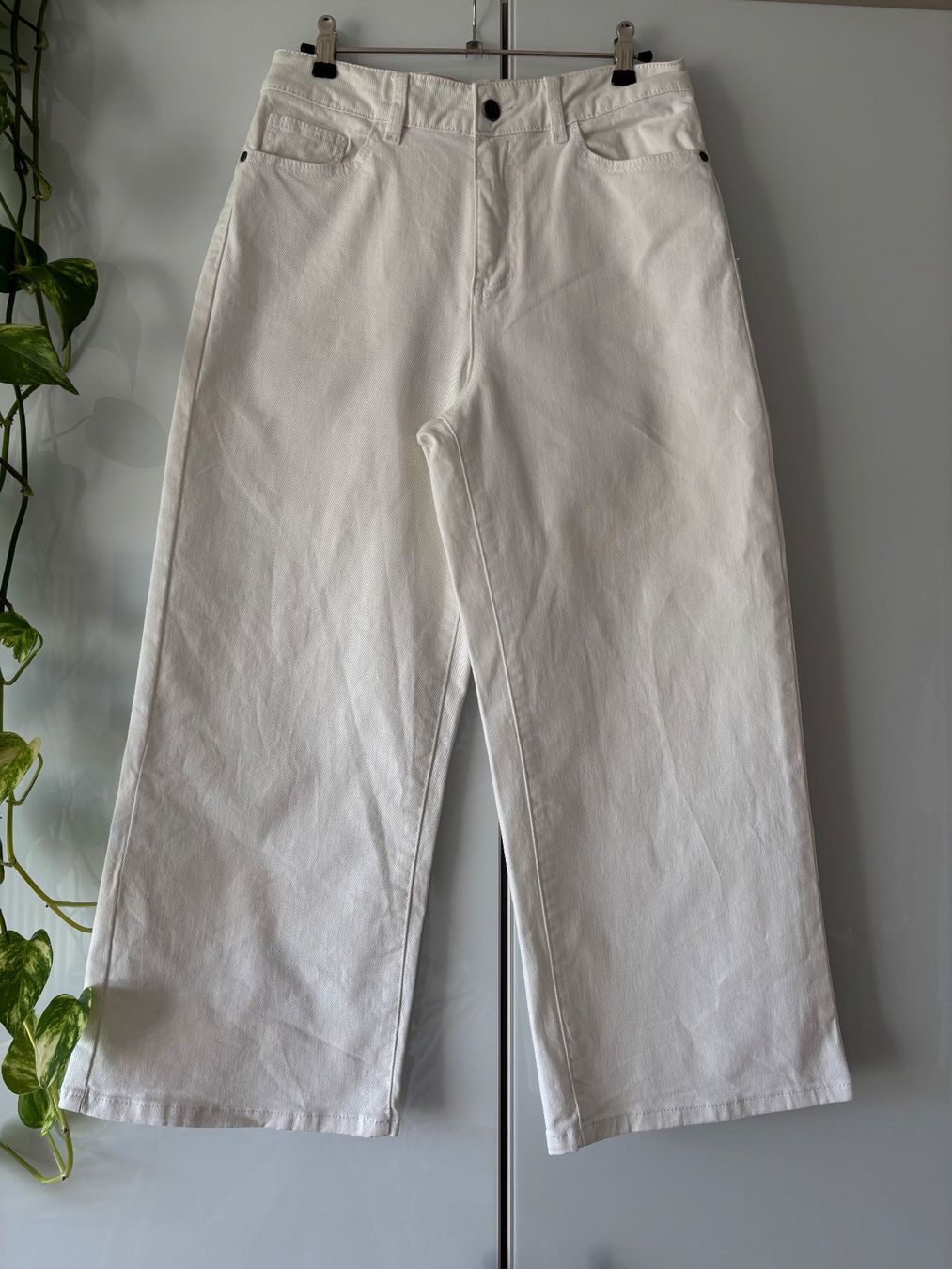 Jeans: OBJECT weisse Jeans Gr. M – Usato da Zürich venduto da missmodernage