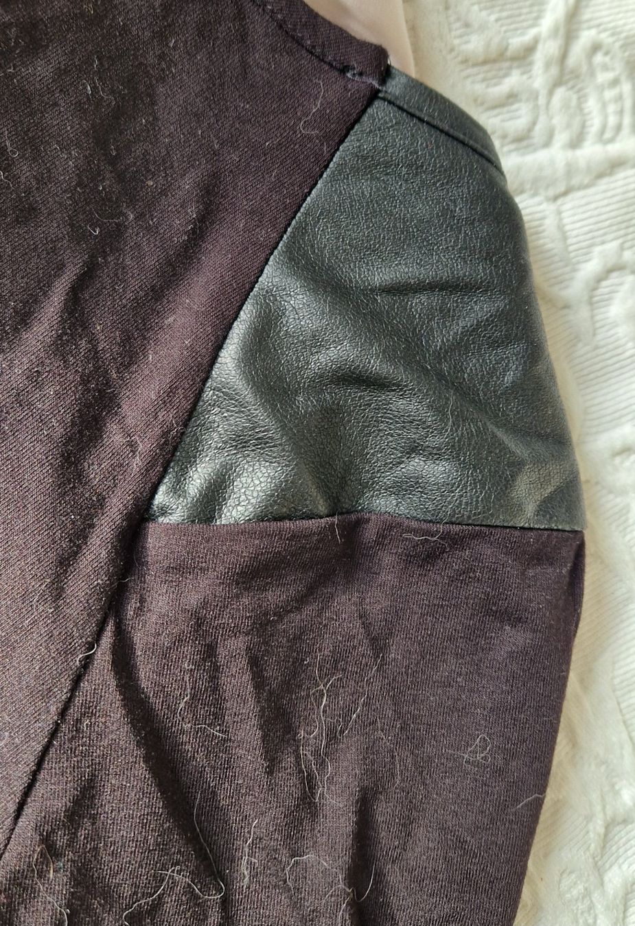Tops: Haut fluide longues manches – D'occasion à Epalinges par Ozili 1