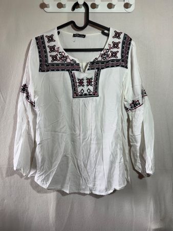 Ausgefallene weisse Bluse von Alesia ca Gr. L