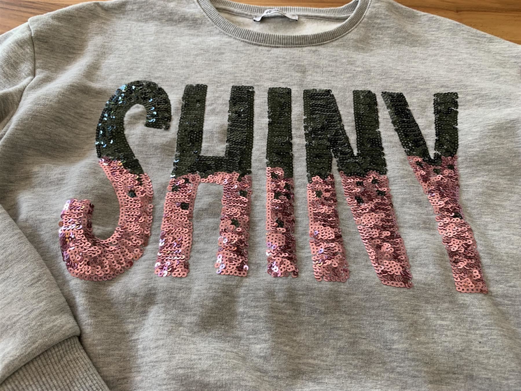 Maglioni & Felpe: HAILYS coller Pullover SHINY Grösse S – Nuovo (secondo la descrizione) da Meiringen venduto da SaltnPepa 1