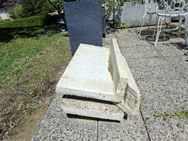 Bordure de dalle en béton lavé jaune