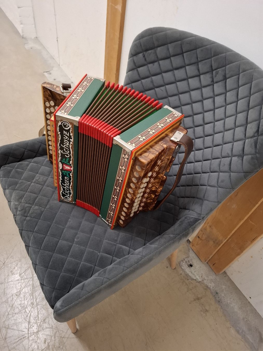 Eichhorn Instruments de musique: Eichhorn orgeli – D'occasion à Villeneuve par BibiVintage 6