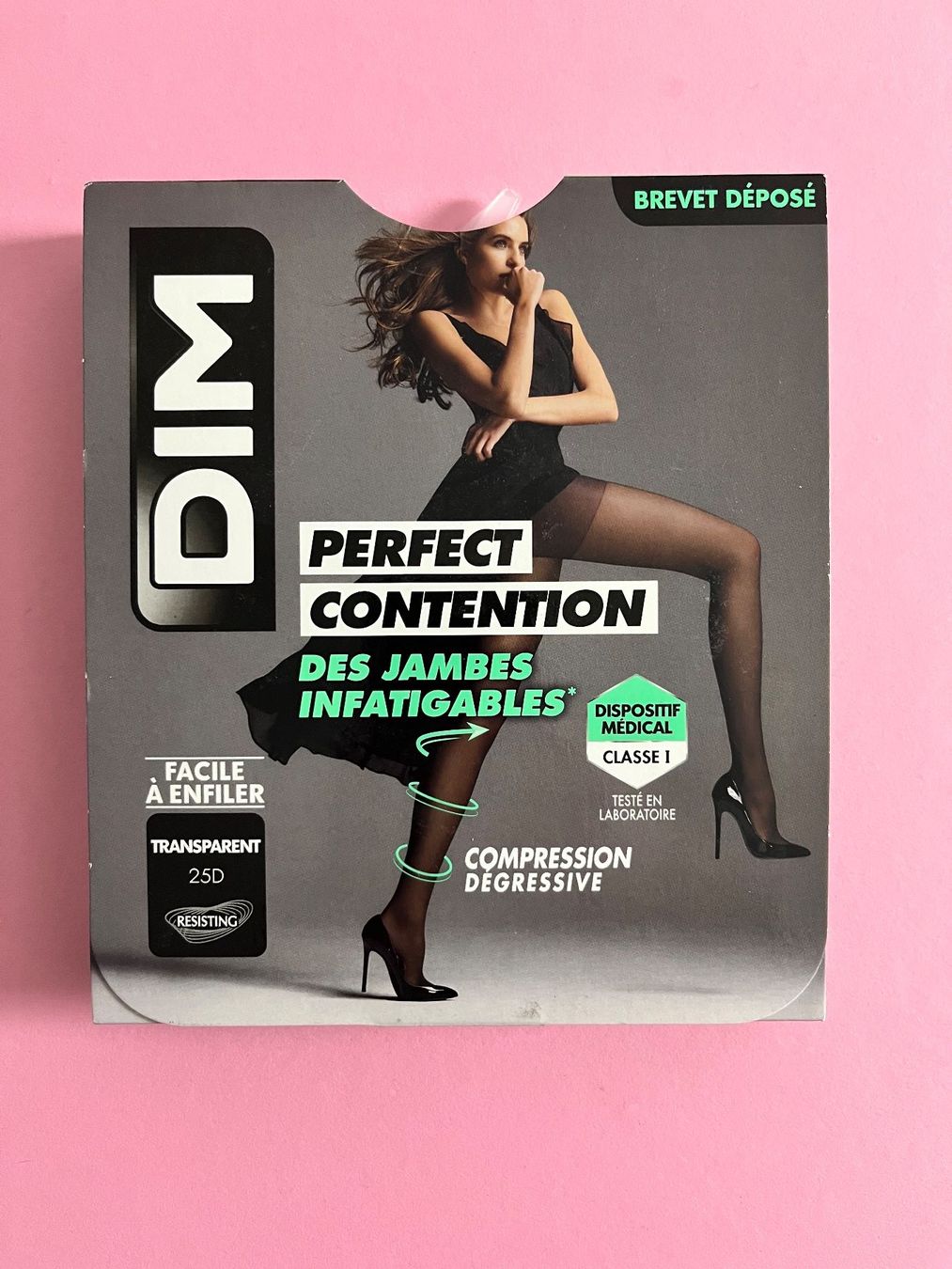 Dim Calze & Collant: Strumpfhose DIM, Perfect Contention, Grösse 4, Farbe Schwarz – Nuovo e nell'imballaggio originale da Rudolfstetten venduto da gst_g7xl