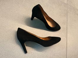 Schwarze Wildleder Pumps Gr. 38