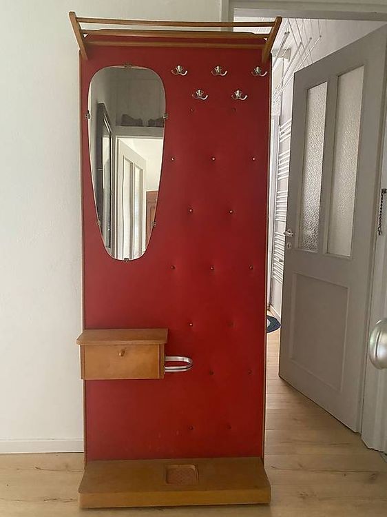 Design Delights Mensola da Parete in Legno Riciclato, Stile Vintage, 60 x 26 x 10 cm (L x A x P), con 8 Ganci