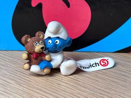 Baby-Schlumpf mit Bär