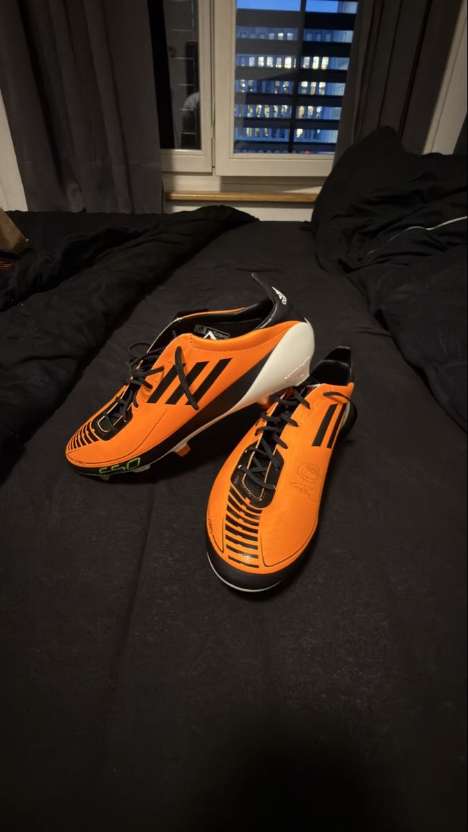 Adidas Herrenschuhe: Adidas F50 – Neu (gemäss Beschreibung) aus Zürich von ran_59p8