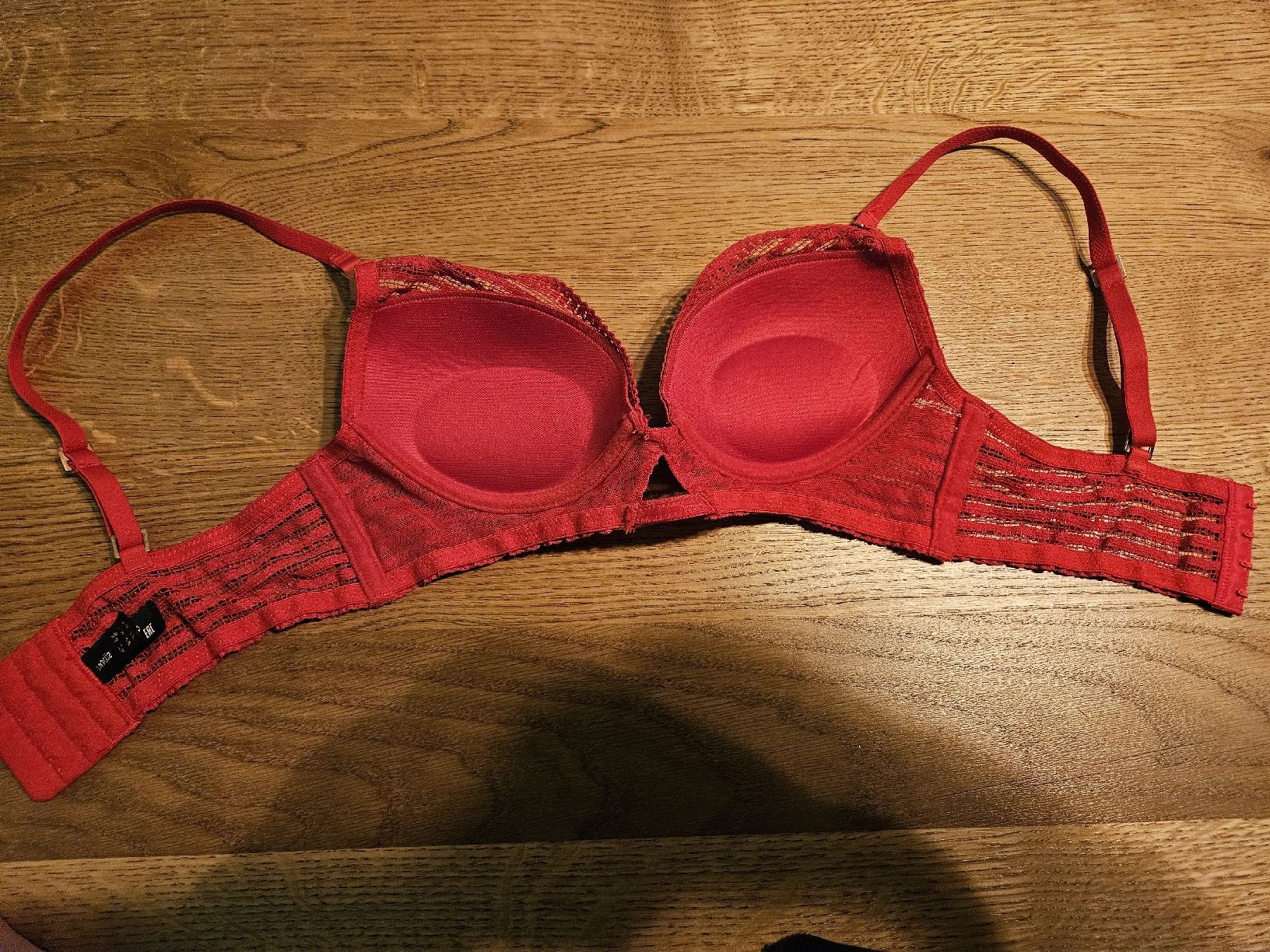 Sonstige Unterwäsche: soutien-gorge 85B – Gebraucht aus Vétroz von sas_yln5 2