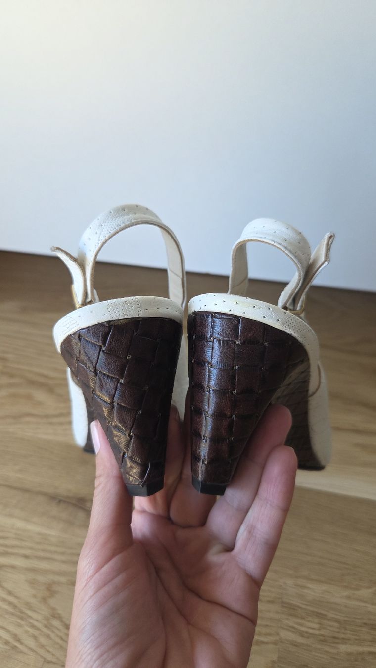 Chaussures femmes: Fellini Pumps Damenschuhe – Neuf avec emballage d'origine à Zug par opo_cy5d 4