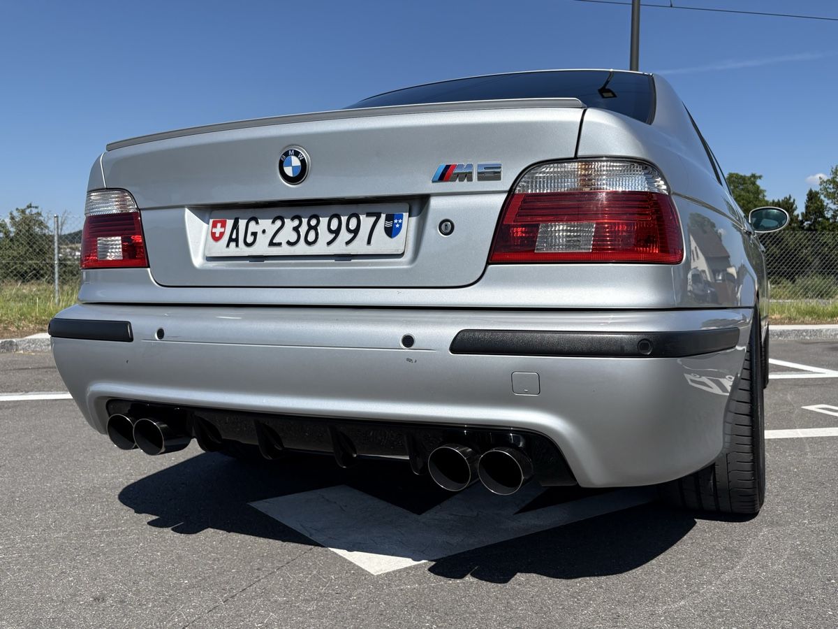 BMW Autos: BMW E39 M5 Facelift aus 3. Hand – Gebraucht aus Hallwil von suy_2bxy 5