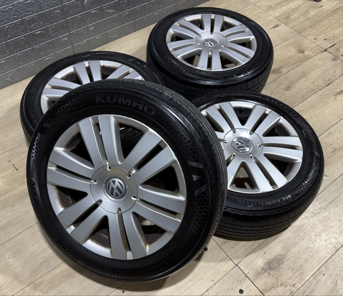 Pneumatici & Ruote complete: Vw 16 Zoll – Usato da Gisikon venduto da SKR-F10