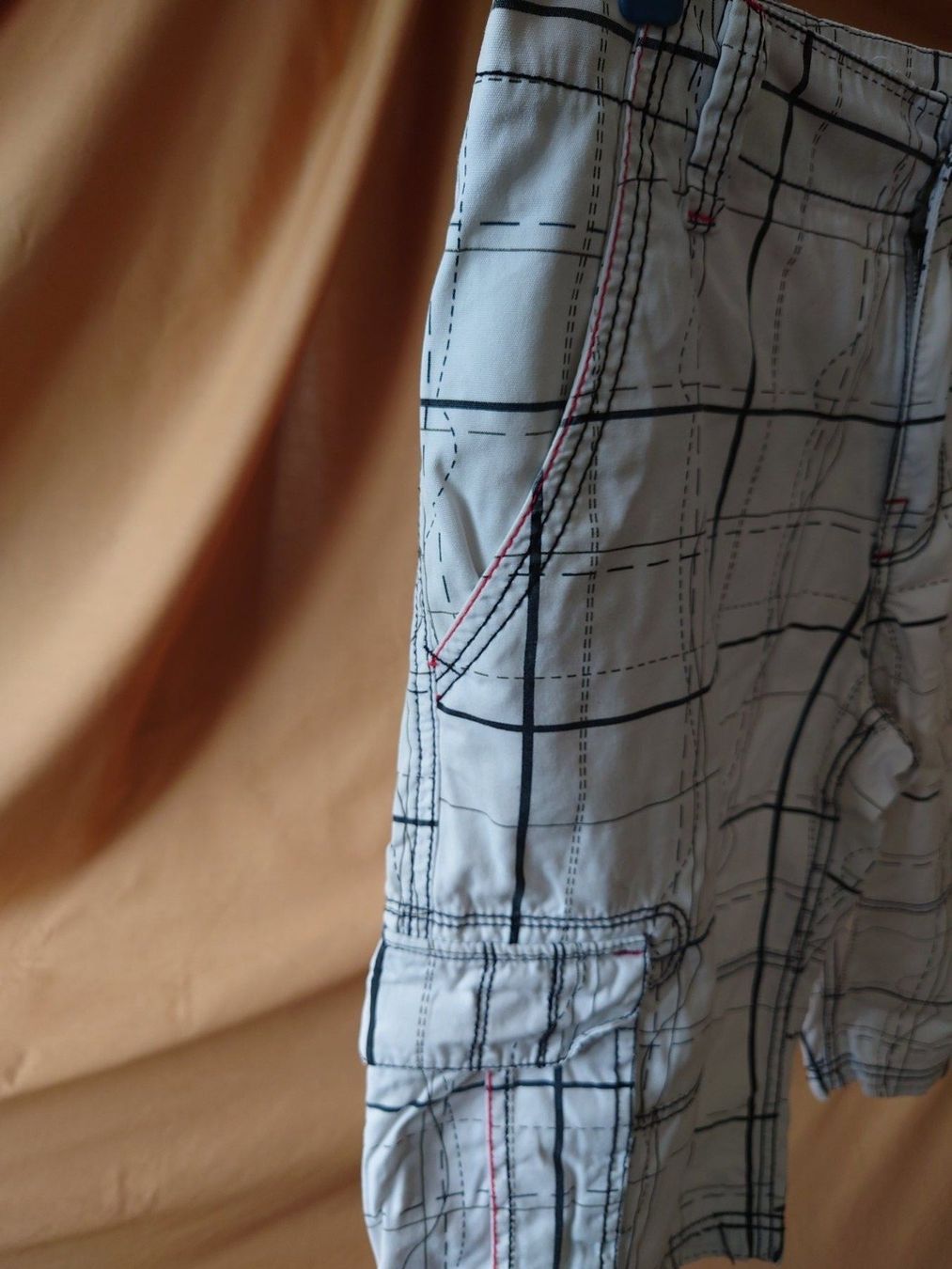 Hosen: Short blanc à carreaux Clockhouse L – Gebraucht aus Bévilard von Thenightes 2