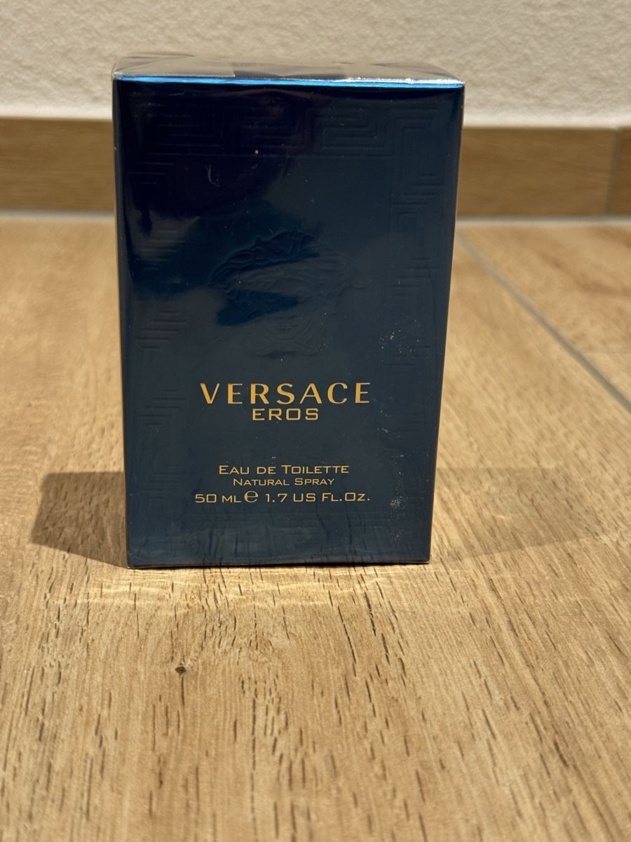 Versace Parfums & Eau de Toilette: Versace Neuverpackt – Neuf avec emballage d'origine à Dintikon par ile_sbq6