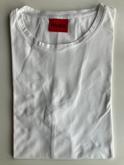 Hugo Boss T-shirt: T-Shirt Herren HUGO – Usato da Zollikofen venduto da Quicky60