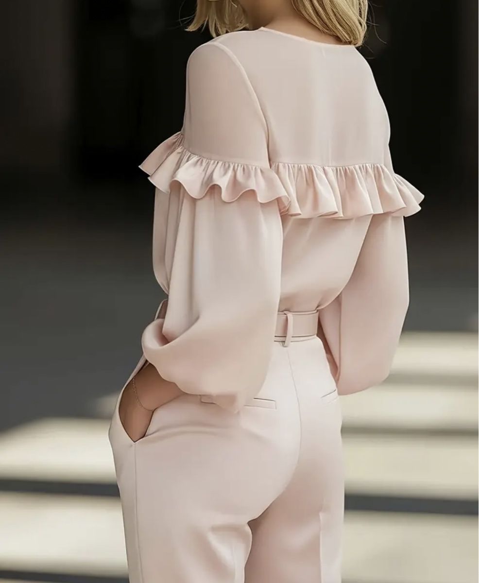 Camicette: Camicia rosa cipria con volant e maniche sbuffo, tg. S – Nuovo e nell'imballaggio originale da Gordevio venduto da LanaZimm 1