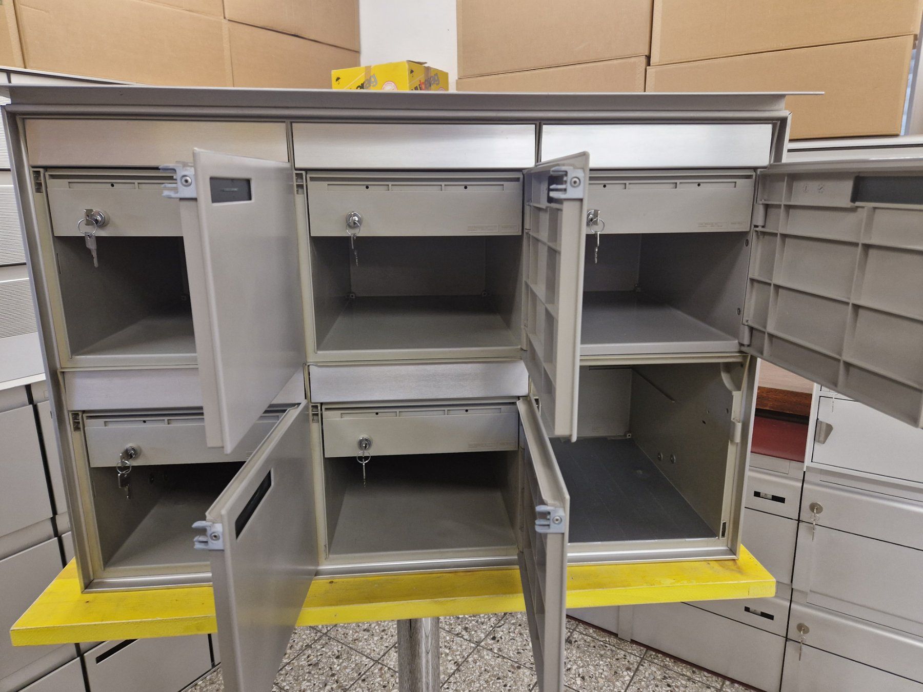 Altro per la casa: 5-er Briefkasten (Schweizer AG) – Usato da Wiler b.Utzenstorf venduto da bamaa-shop 5