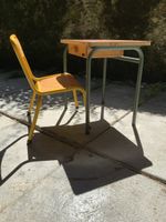 Kindertisch mit Schublade und Stuhl Matco Vintage
