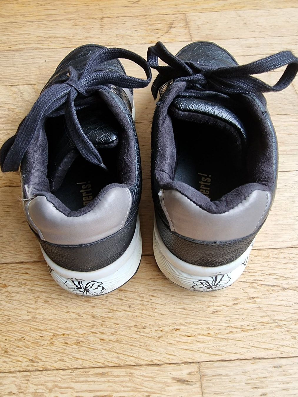 Scarpe per ragazze: Schuhe schwarz Gr. 36 – Usato da Buchrain venduto da Xaro01 2