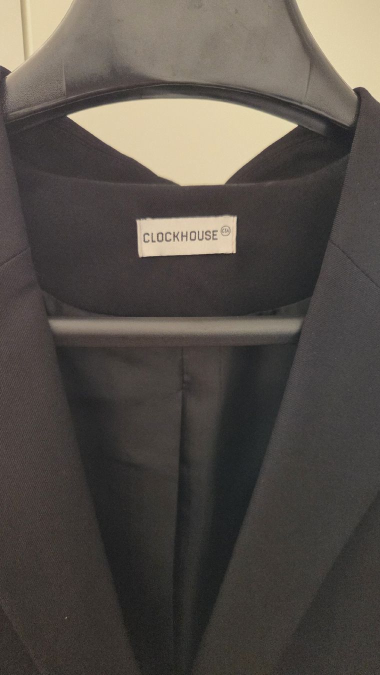 Giacche: Schwarzer Clockhouse Blazer, Grösse 38 - Top Zustand! – Nuovo (secondo la descrizione) da Zürich venduto da mis_2kxn 1