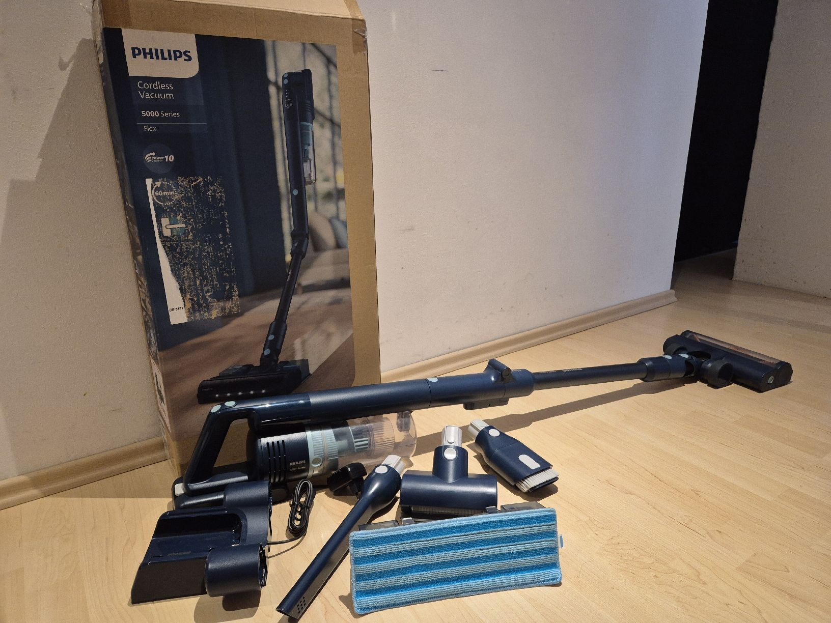 Philips Aspirateurs & Accessoires: Philips 5000 Series Flex – Neuf (Voir description) à Herisau par dixen01 9