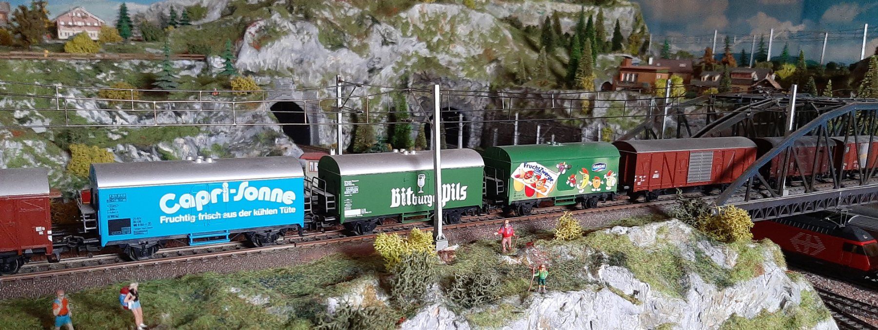 Piko Modellini di ferrovie: Train marchandises complet HO alternatif  digital – Usato da Monthey venduto da ficelles 2