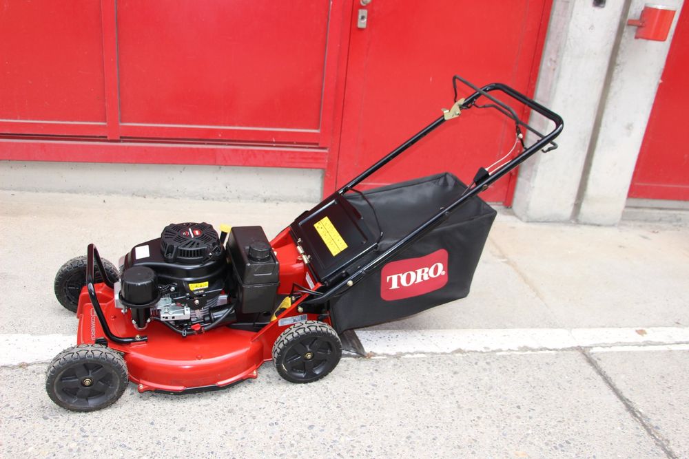 Toro Benzin Rasenmäher HD PROLINE 22280 Kaufen auf Ricardo