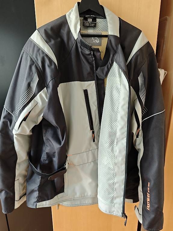 Giacche: Fastway Motorrad Jacke und Hose – Usato da Schaffhausen venduto da Argon62