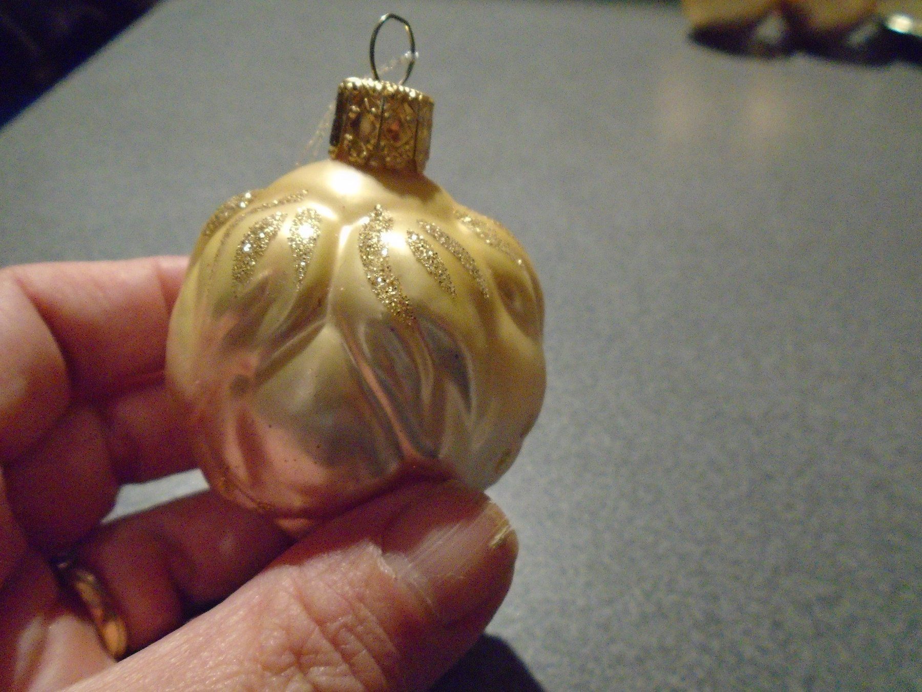 Tutte le decorazioni: Weihnachtskugel goldfarbig/rosa – Usato da Zürich venduto da abraxas1291 1